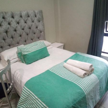 One Rosebank Stay Joanesburgo Exterior foto